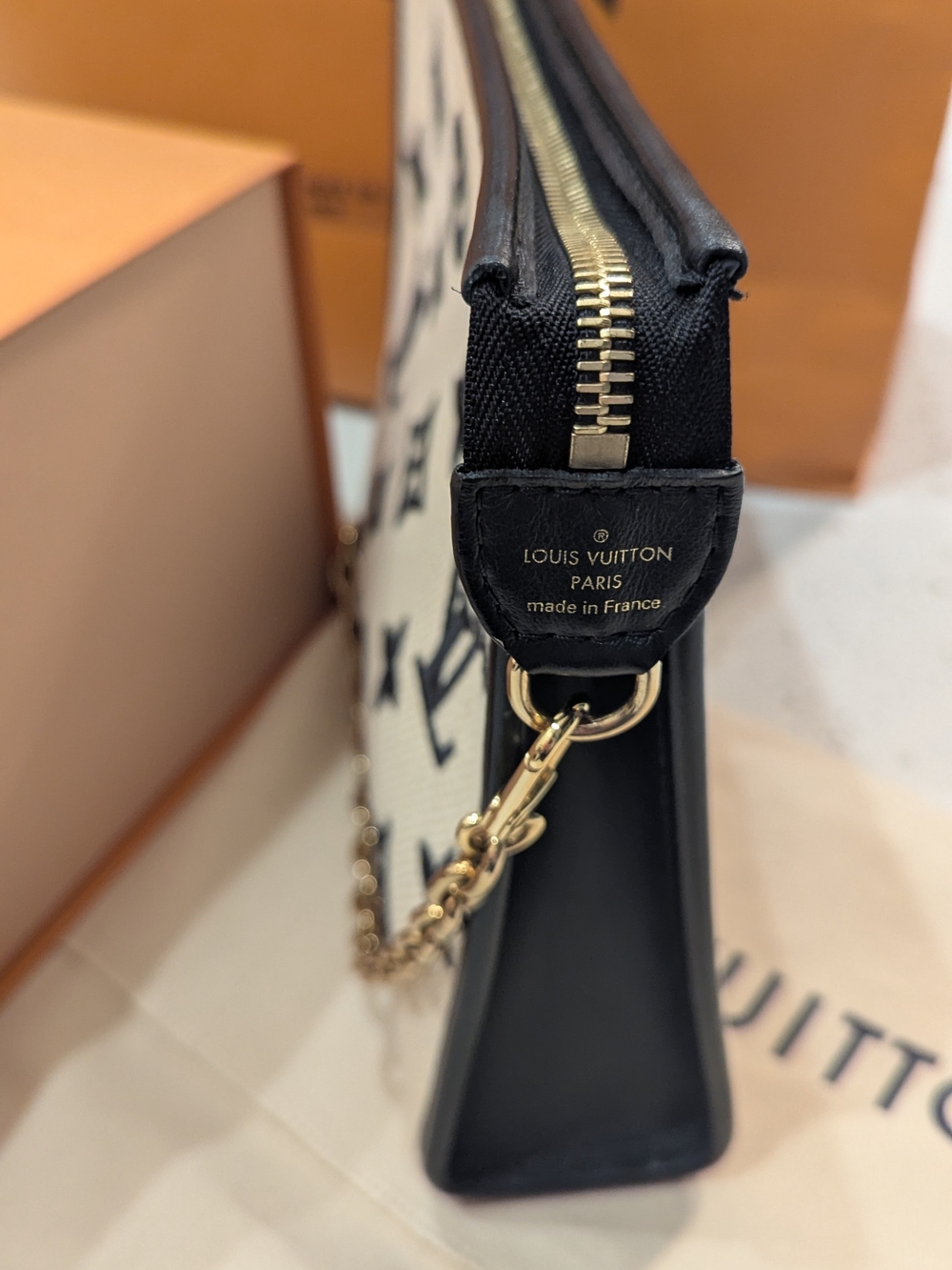 Louis Vuitton Beige & Black Monogram Canvas Chain Shoulder Bag - Picture 5 of 5